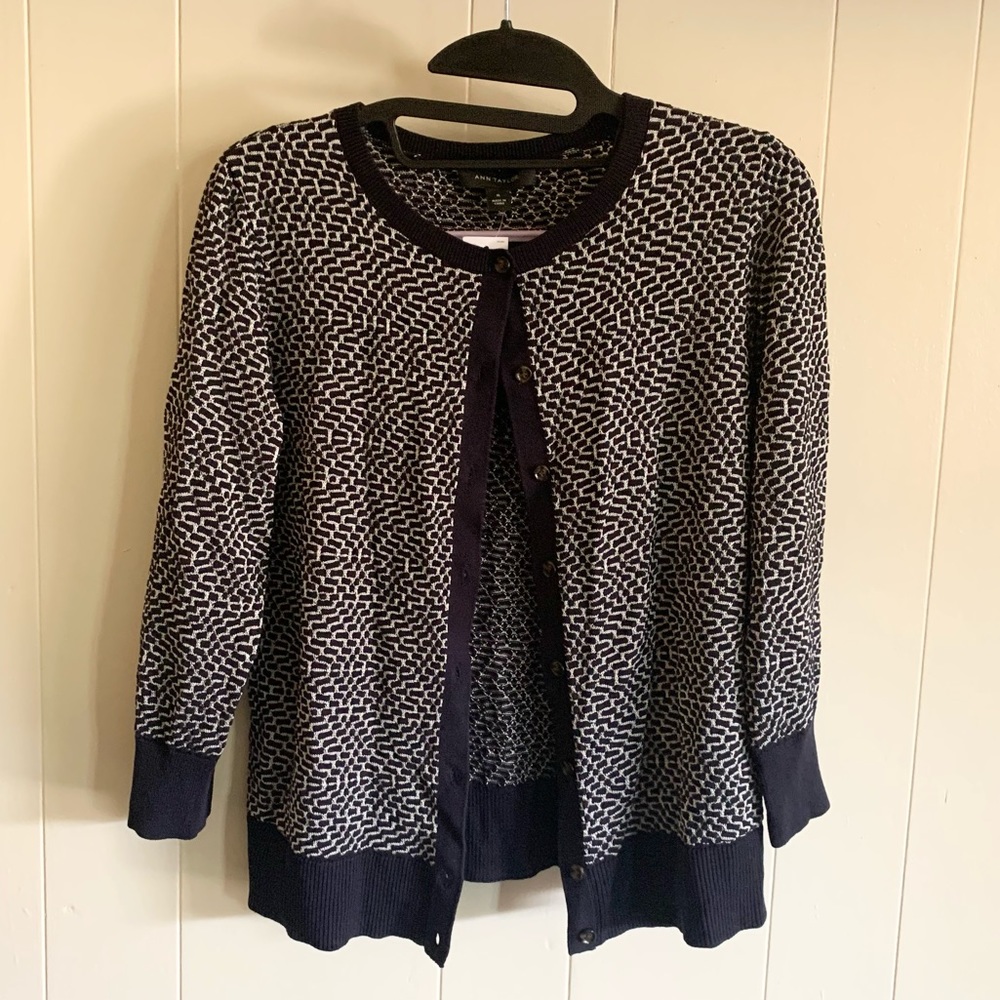 New Ann Taylor Cardigan Size: Medium